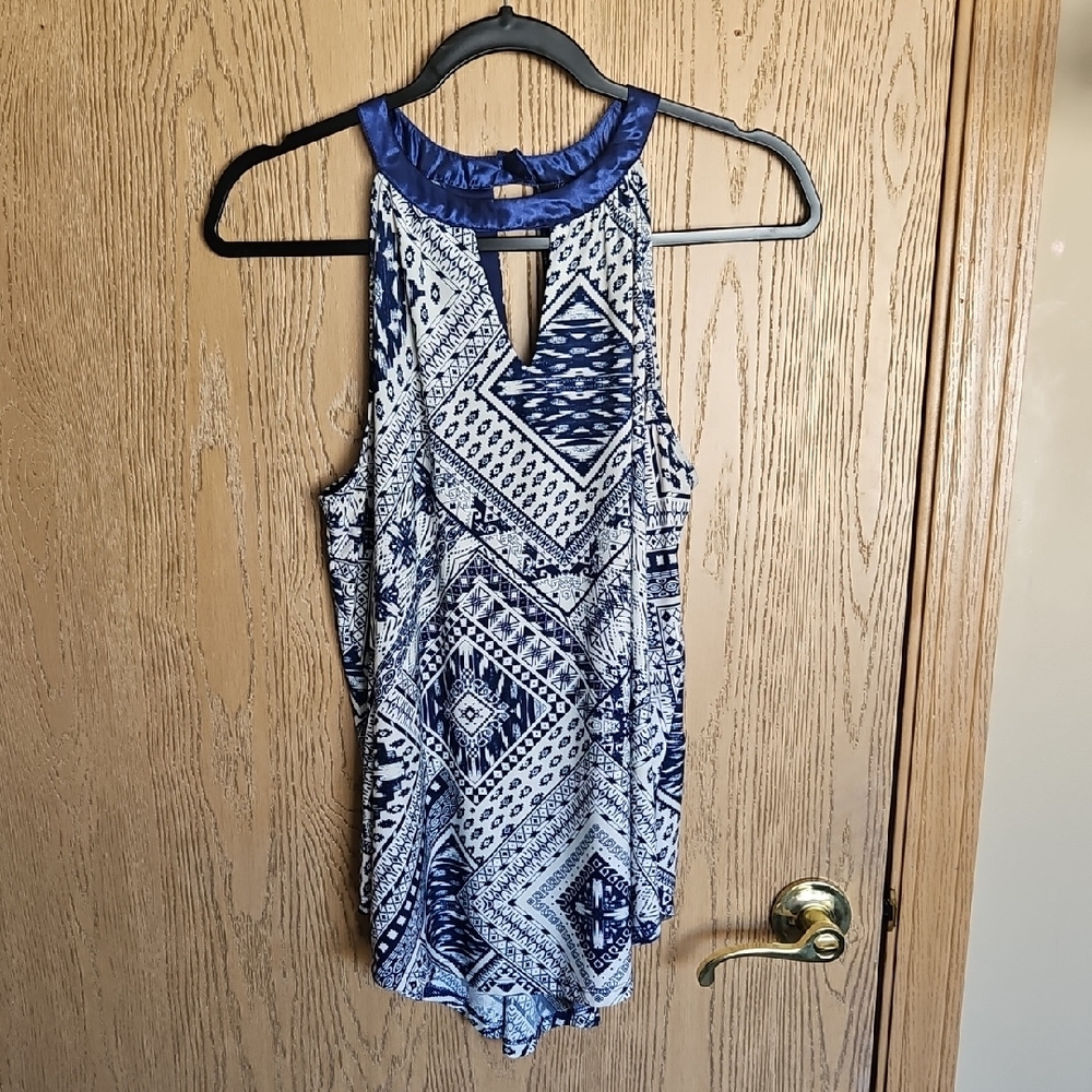 Knapp Studio Blue and White Patterned Sleeveless Top